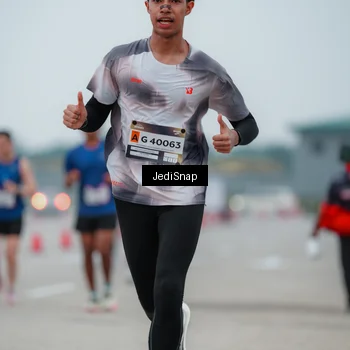 Runner Photo 7522652