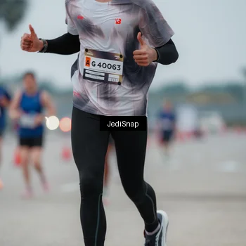 Runner Photo 7522657