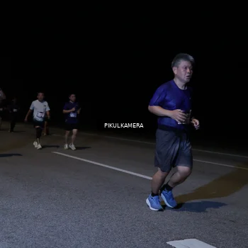 Runner Photo 7522659