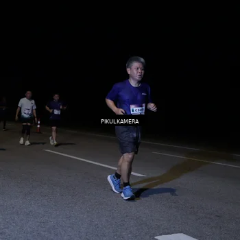 Runner Photo 7522667
