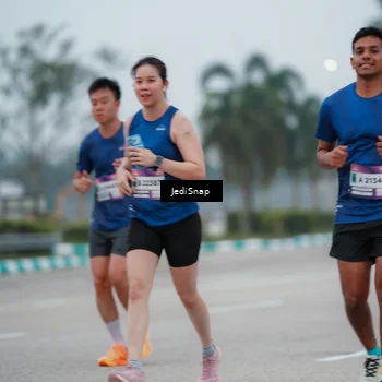 Runner Photo 7522673