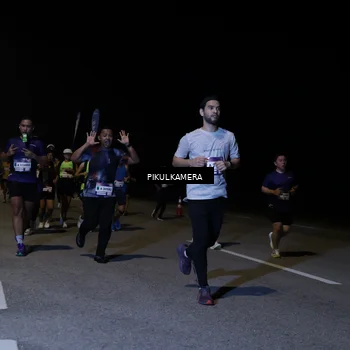 Runner Photo 7522677