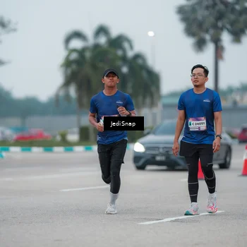 Runner Photo 7522682