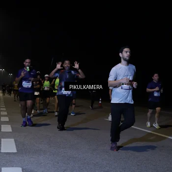 Runner Photo 7522710
