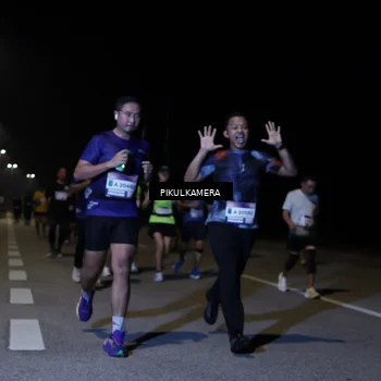Runner Photo 7522716