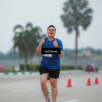 Runner Photo 7522730
