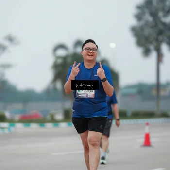 Runner Photo 7522742