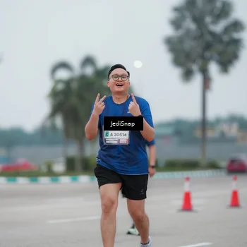 Runner Photo 7522744