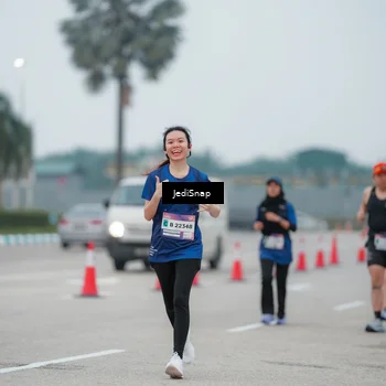 Runner Photo 7522775