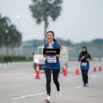 Runner Photo 7522777