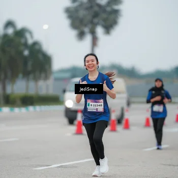 Runner Photo 7522784