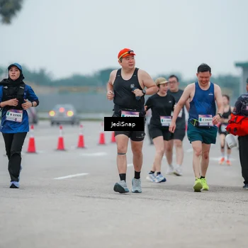 Runner Photo 7522788