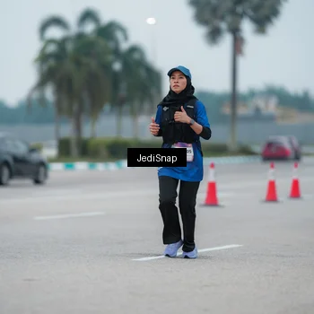 Runner Photo 7522802