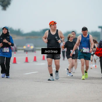 Runner Photo 7522803
