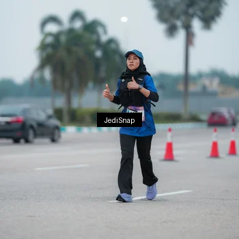 Runner Photo 7522812
