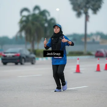 Runner Photo 7522813