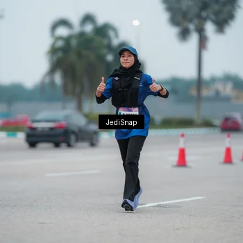Runner Photo 7522814