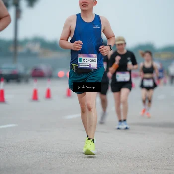 Runner Photo 7522825