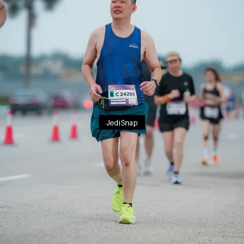 Runner Photo 7522830