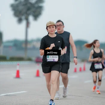 Runner Photo 7522852