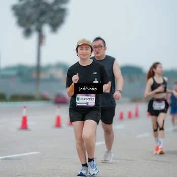 Runner Photo 7522854