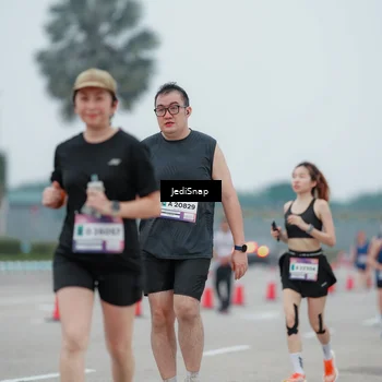 Runner Photo 7522863