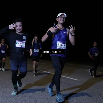Runner Photo 7522865