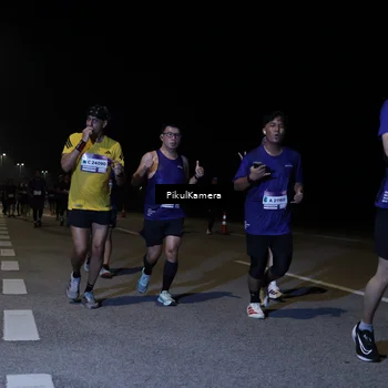 Runner Photo 7522868