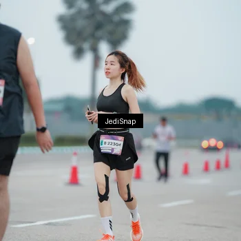 Runner Photo 7522886