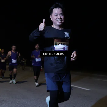 Runner Photo 7522894