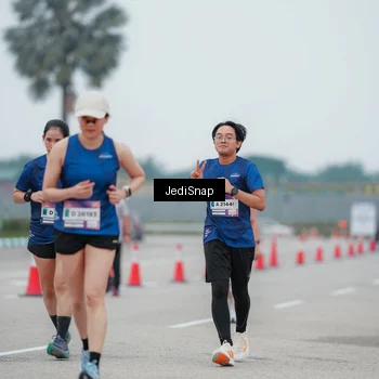 Runner Photo 7522920