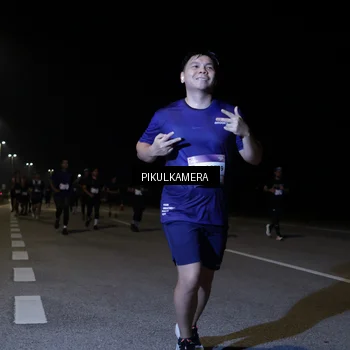 Runner Photo 7522923