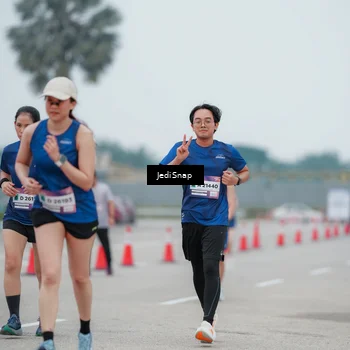 Runner Photo 7522926