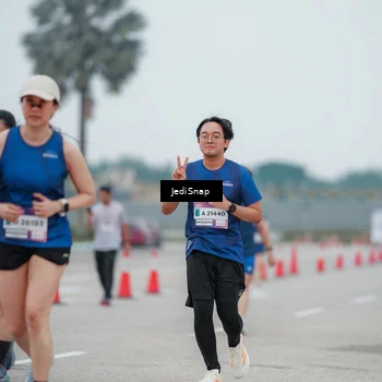 Runner Photo 7522927