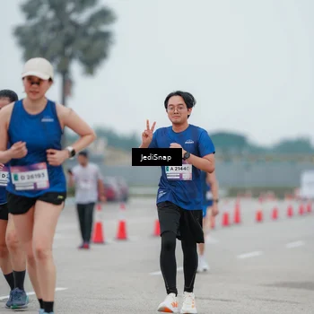 Runner Photo 7522931