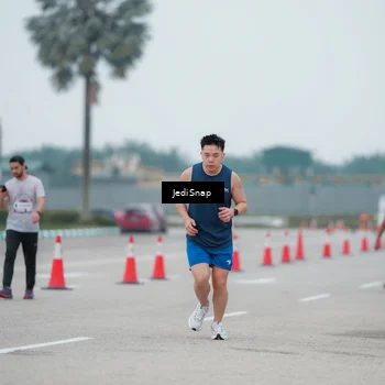 Runner Photo 7522933