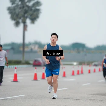 Runner Photo 7522937