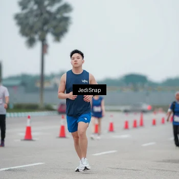 Runner Photo 7522953