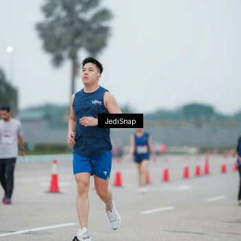 Runner Photo 7522954