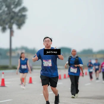 Runner Photo 7522969