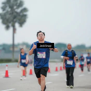 Runner Photo 7522973