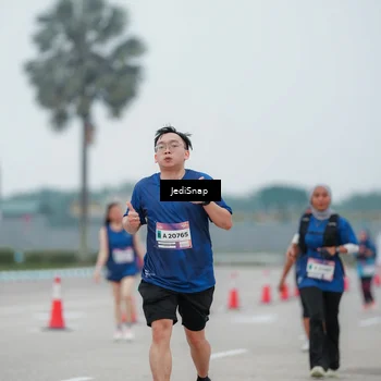 Runner Photo 7523014