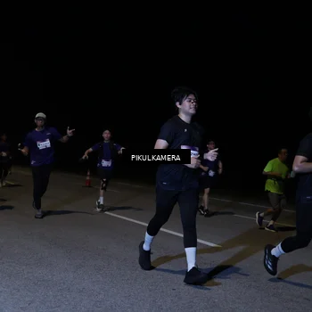 Runner Photo 7523020