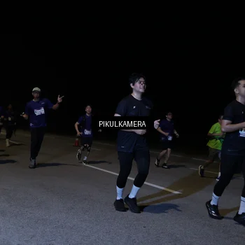 Runner Photo 7523031