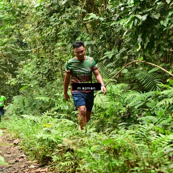 Runner Photo 7523036