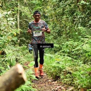 Runner Photo 7523072