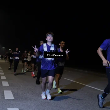 Runner Photo 7523081