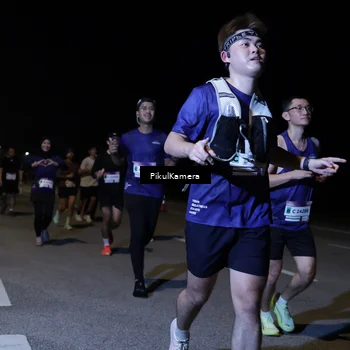 Runner Photo 7523095