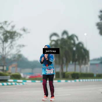 Runner Photo 7523106