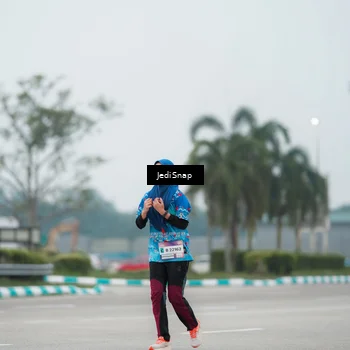 Runner Photo 7523107